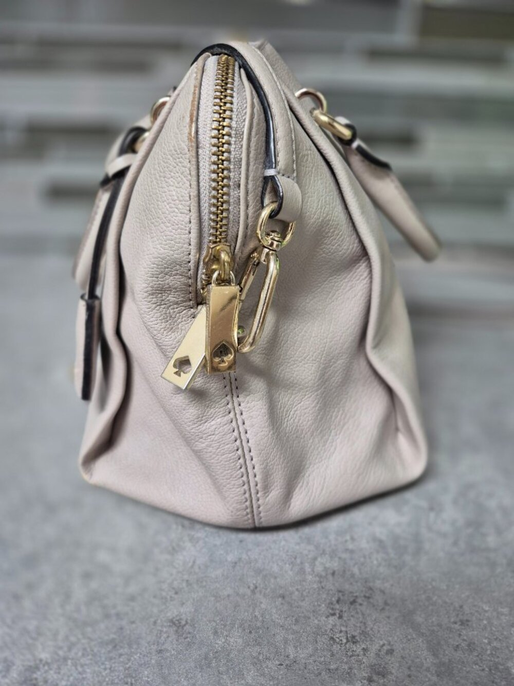 Kate Spade Beige Leather Handbag Purse Crossbody - Picture 4 of 16